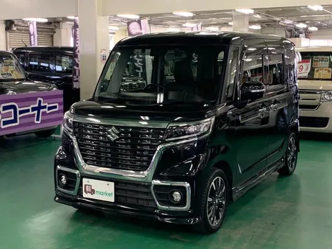 Suzuki Spacia Custom