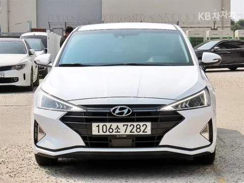 Hyundai Elantra (Avante)