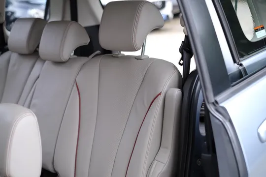Mazda Mazda 5
