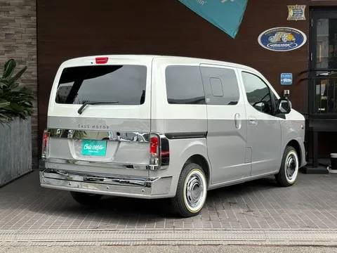 Nissan Vanette