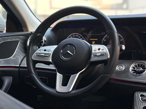 Mercedes-Benz Mercedes-Benz CLS