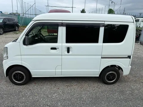 Nissan Clipper
