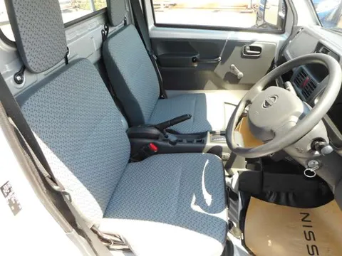 Nissan Clipper Truck