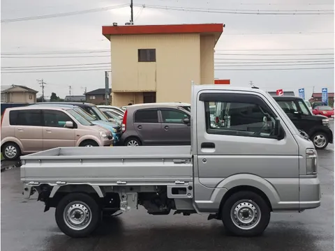 Nissan Clipper Truck