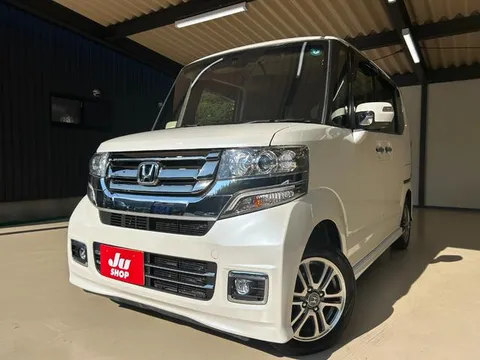 Honda N-BOX Plus Custom