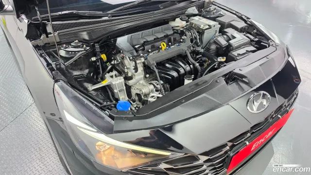 Hyundai Elantra (Avante)