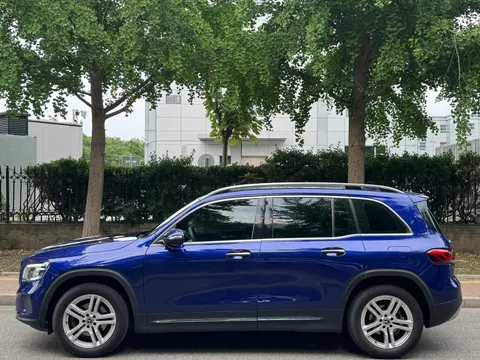 Mercedes-Benz Mercedes-Benz GLB