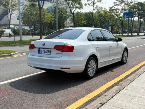 Volkswagen Sagitar
