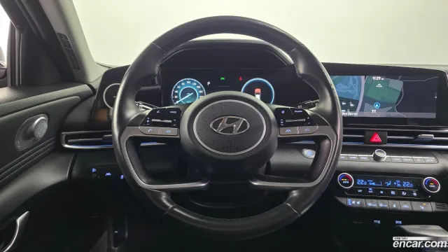 Hyundai Elantra (Avante)