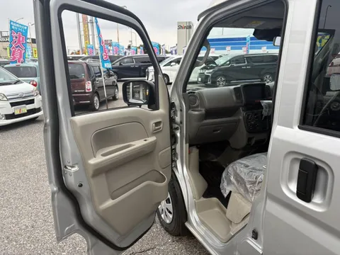 Nissan Clipper