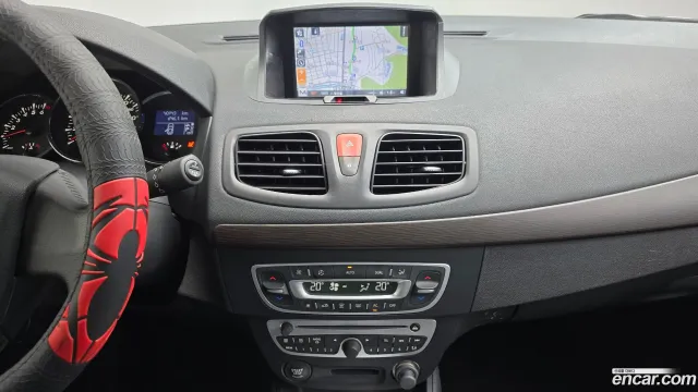 Renault SM3