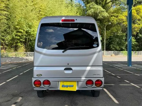 Mitsubishi Minicab Van