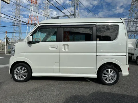 Nissan Clipper Rio