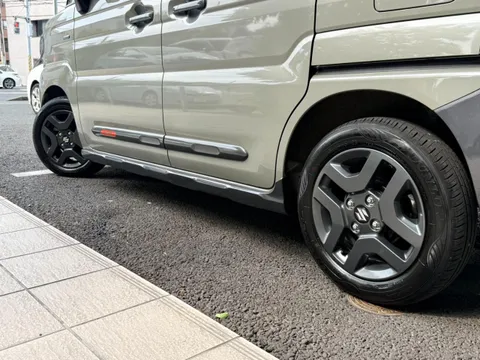 Suzuki Spacia Gear