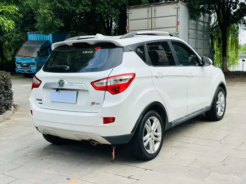 Changan CS35