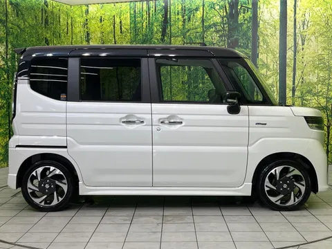 Suzuki Spacia Custom