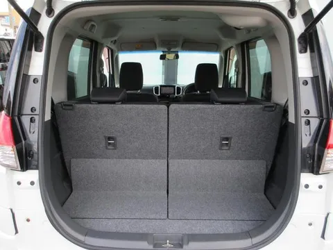 Mitsubishi Delica D:2
