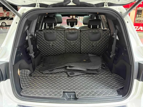 Mercedes-Benz Mercedes-Benz GLB