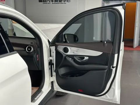 Mercedes-Benz Mercedes-Benz GLC