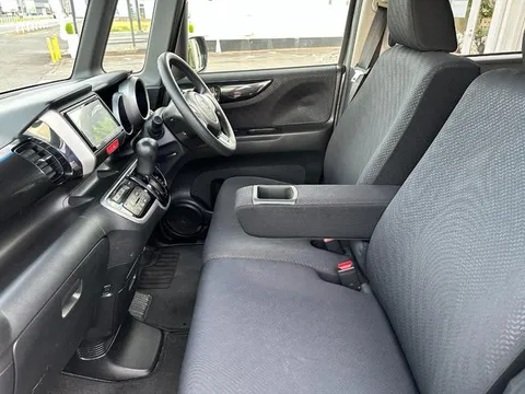 Honda N-BOX Plus Custom