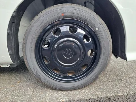 Suzuki Spacia Base