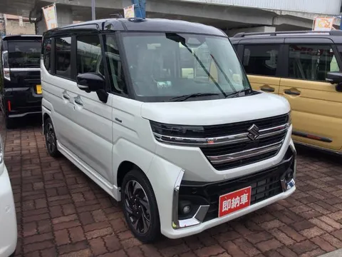 Suzuki Spacia Custom