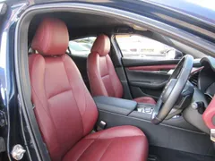 Mazda MAZDA3 Fastback