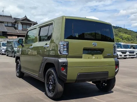 Daihatsu Taft