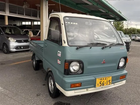 Mitsubishi Minicab Truck