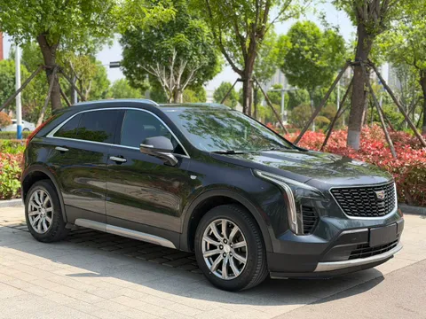 Cadillac XT4