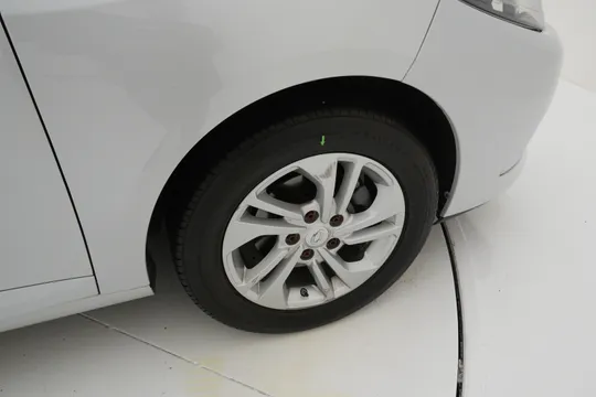 Renault SM3