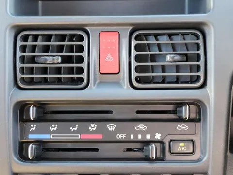 Nissan Clipper Truck