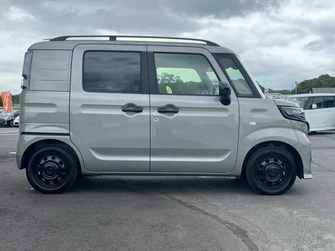 Suzuki Spacia Base