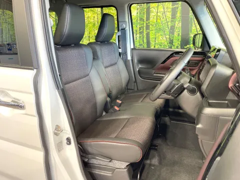 Suzuki Spacia Custom