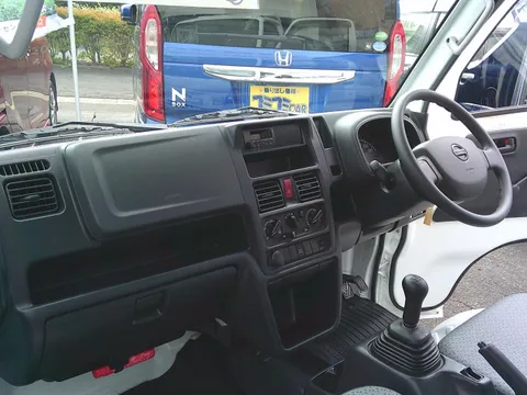 Nissan Clipper Truck