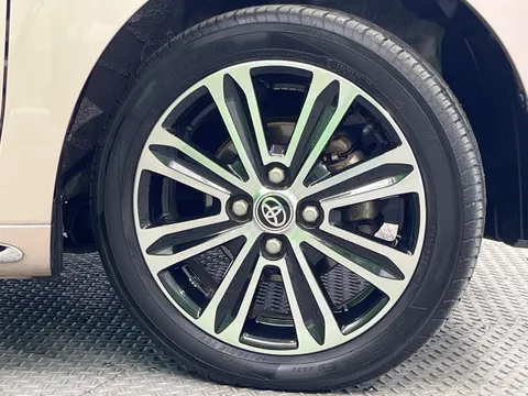 Toyota Pixis Joy