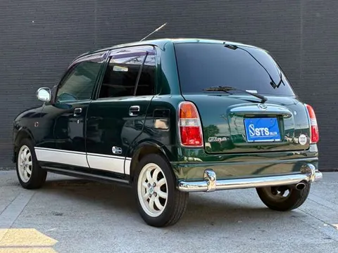 Daihatsu Mira Gino