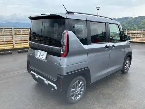 Mitsubishi Delica Mini