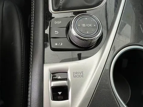 Infiniti Q50L