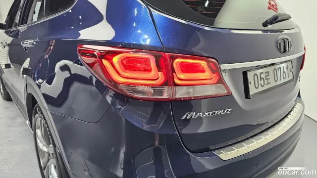Hyundai Grand Santa Fe (Maxcruz)