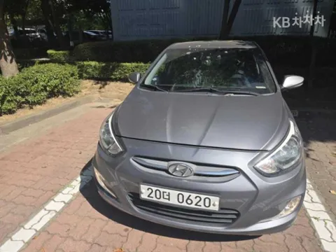Hyundai Accent