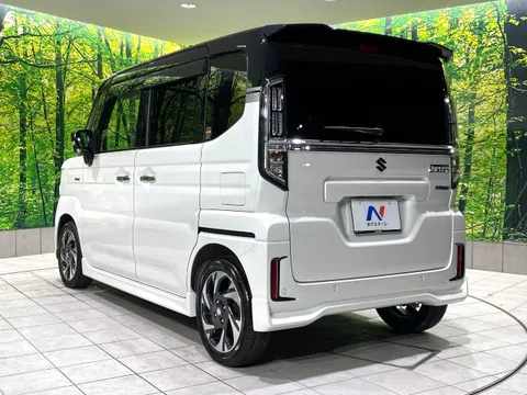 Suzuki Spacia Custom