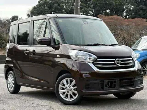 Nissan Dayz Roox