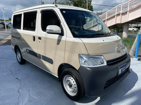 Toyota TownAce Van