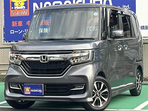 Honda N-BOX Custom