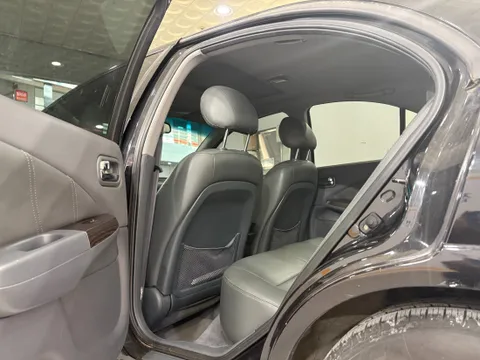 Renault SM3