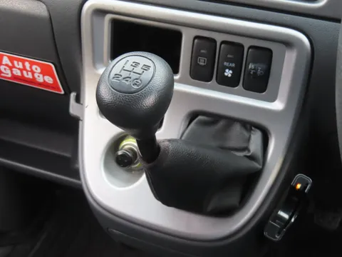 Subaru Sambar Van
