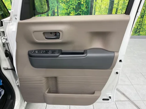 Honda N-BOX Joy
