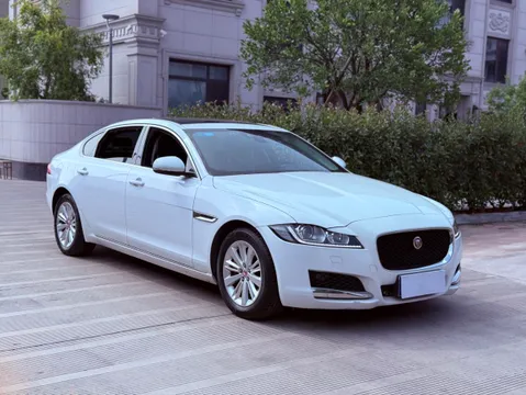 Jaguar XFL