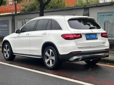 Mercedes-Benz Mercedes-Benz GLC